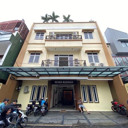 Oyo 2357 Syariah Grand Raudhah Hotel Jakarta Eksteriør billede