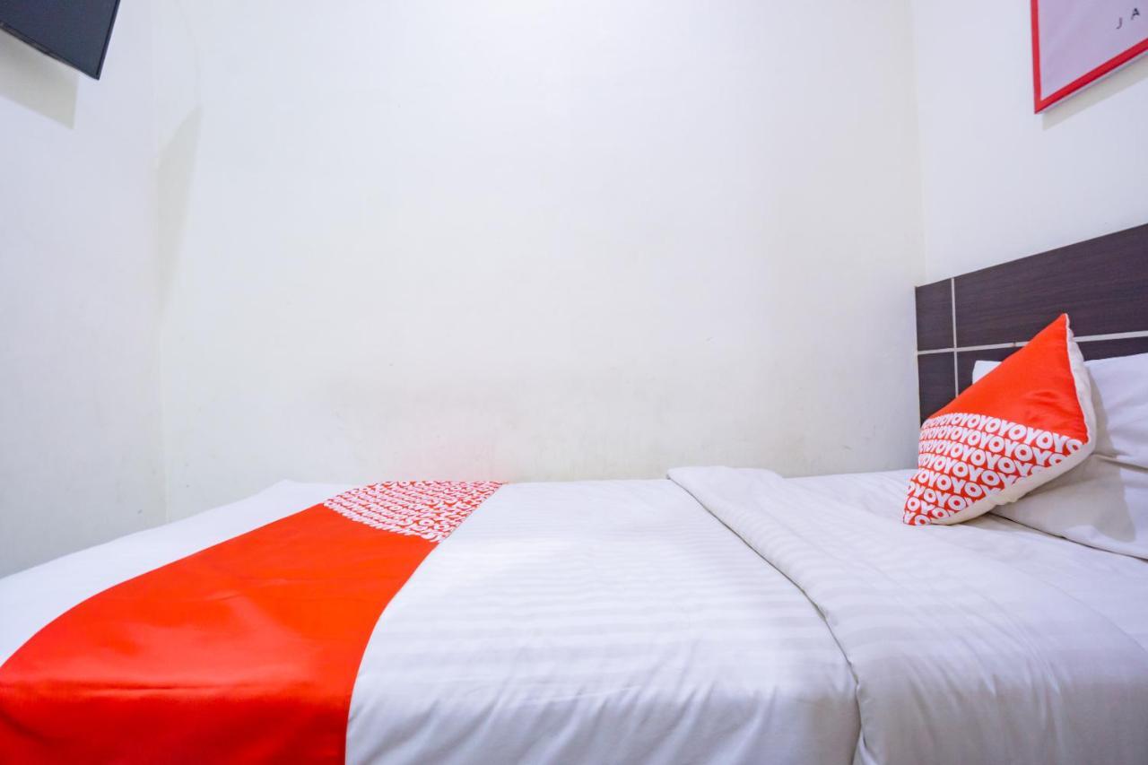 Oyo 2357 Syariah Grand Raudhah Hotel Jakarta Eksteriør billede