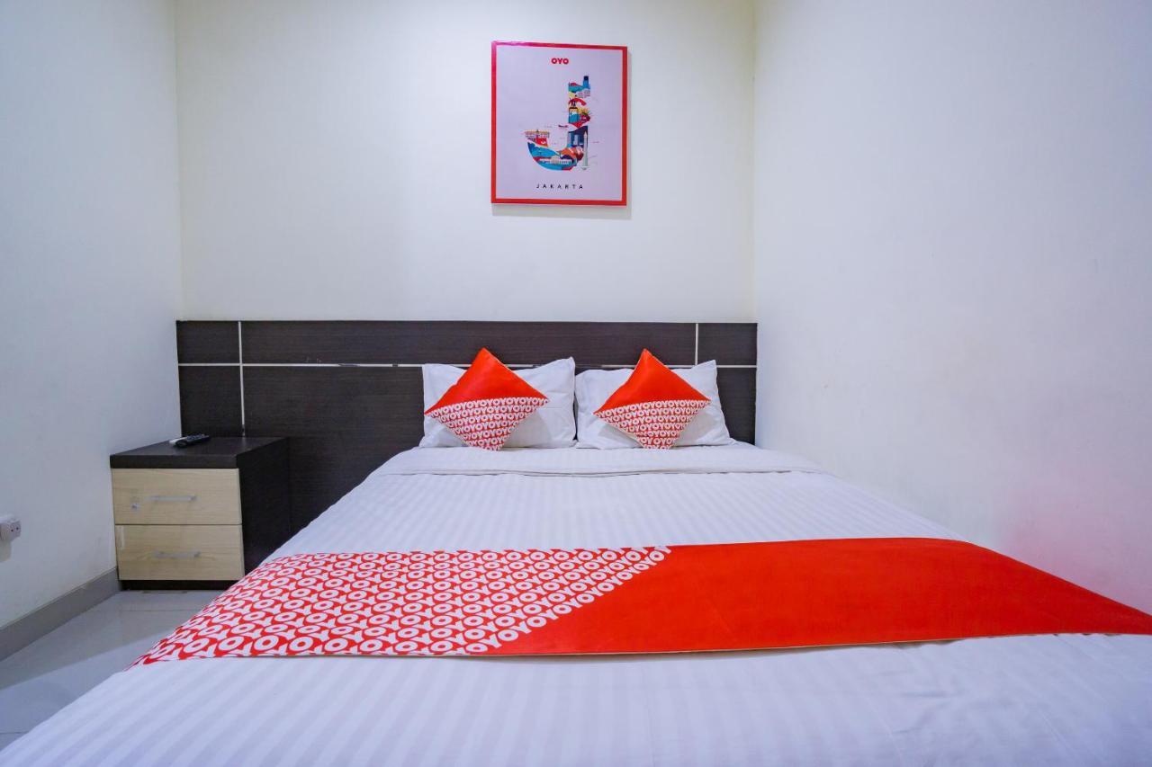 Oyo 2357 Syariah Grand Raudhah Hotel Jakarta Eksteriør billede