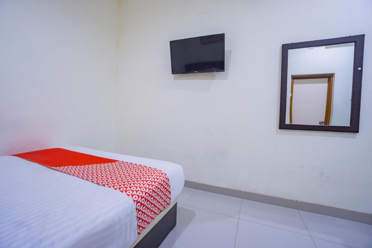 Oyo 2357 Syariah Grand Raudhah Hotel Jakarta Eksteriør billede