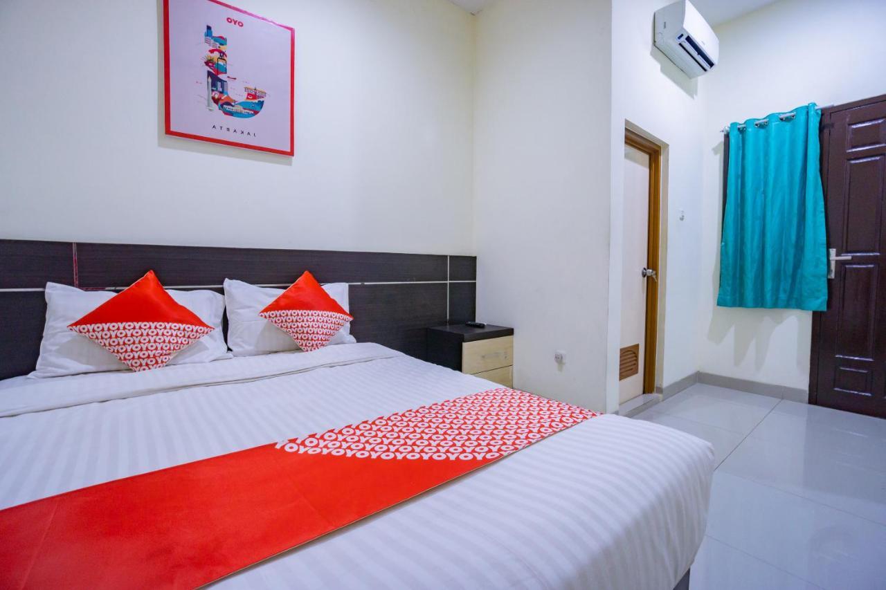 Oyo 2357 Syariah Grand Raudhah Hotel Jakarta Eksteriør billede
