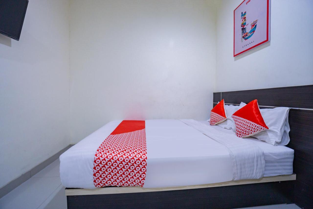 Oyo 2357 Syariah Grand Raudhah Hotel Jakarta Eksteriør billede