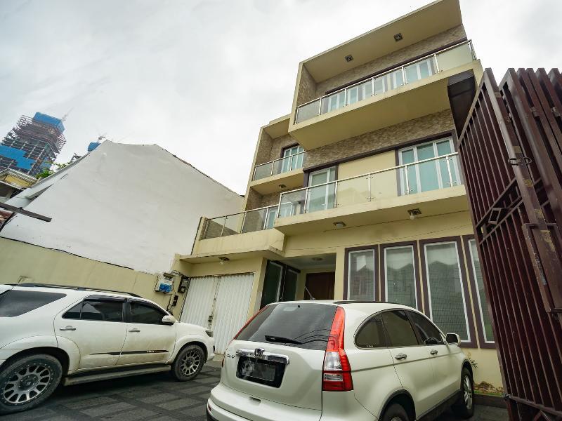 Oyo 2357 Syariah Grand Raudhah Hotel Jakarta Eksteriør billede