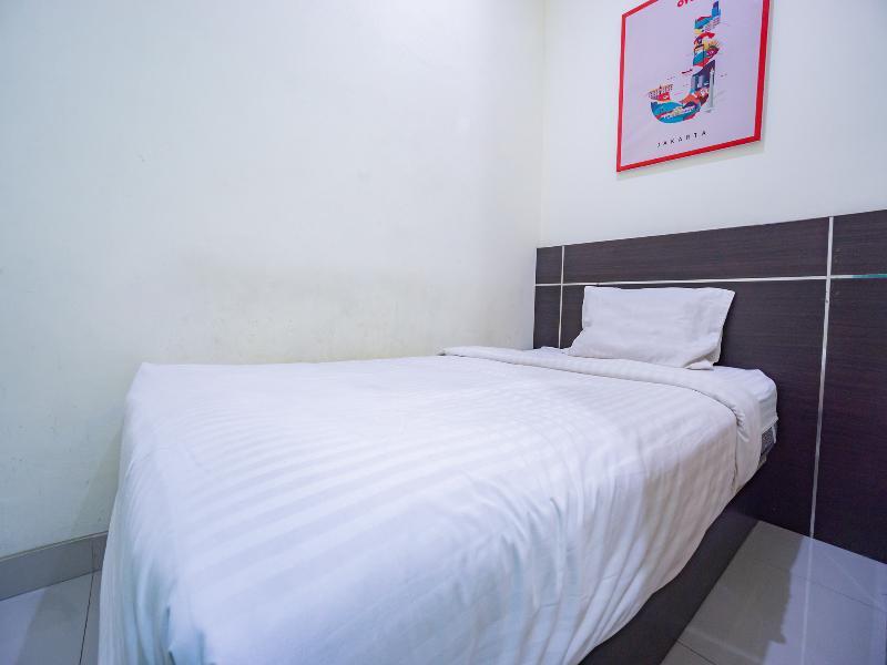 Oyo 2357 Syariah Grand Raudhah Hotel Jakarta Eksteriør billede