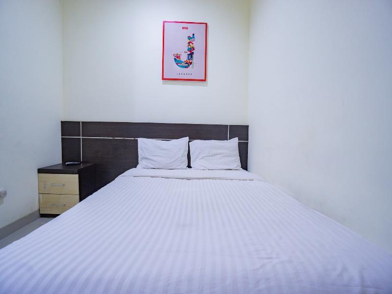 Oyo 2357 Syariah Grand Raudhah Hotel Jakarta Eksteriør billede